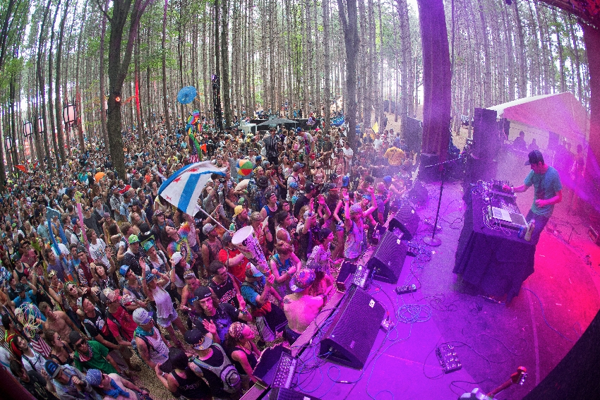 electric-forest-death