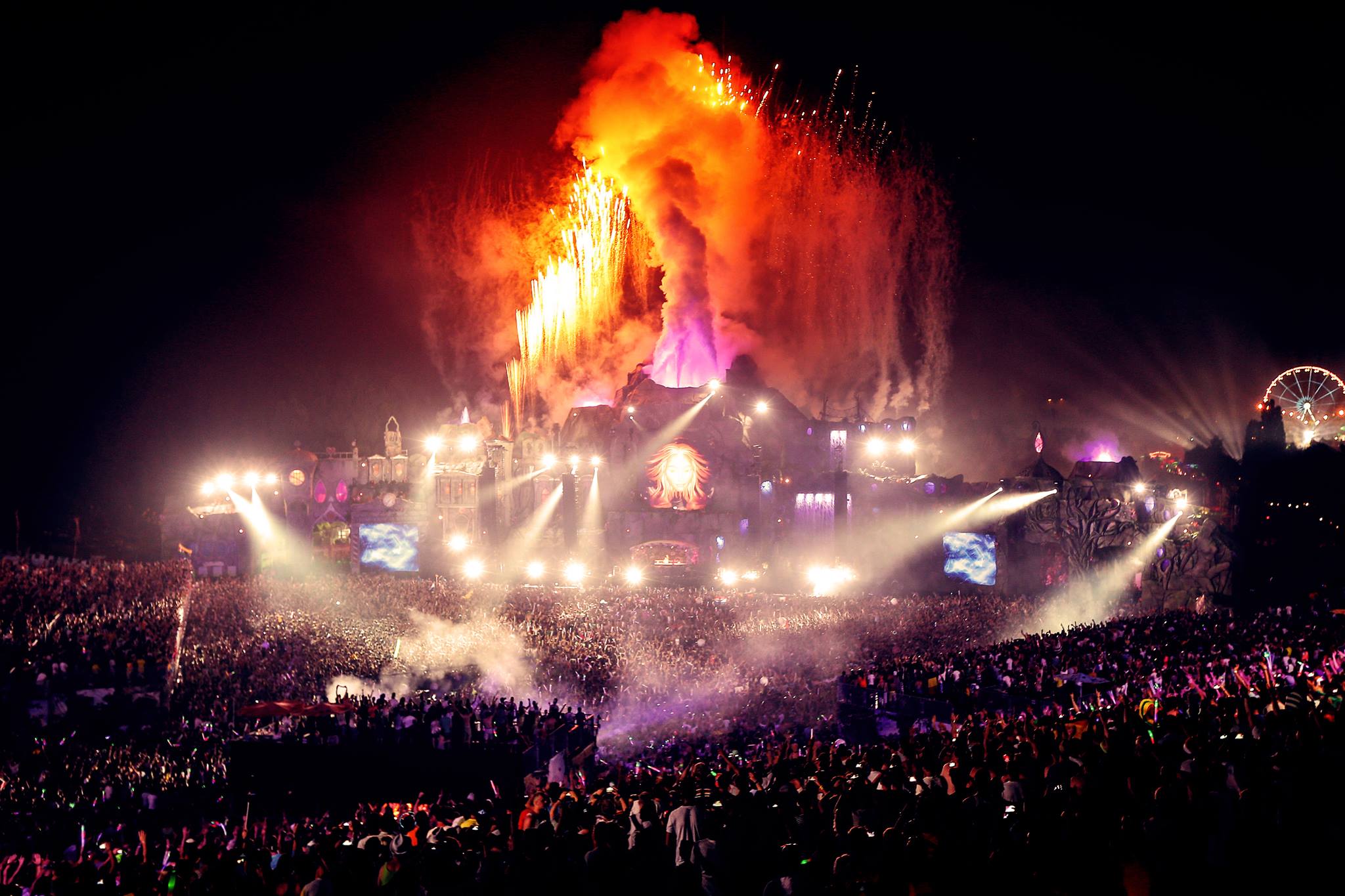 tomorrowland-stage-main-edm-2014