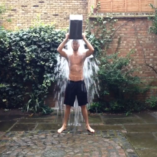 calvin-harris-tiesto-ice-bucket-challenge