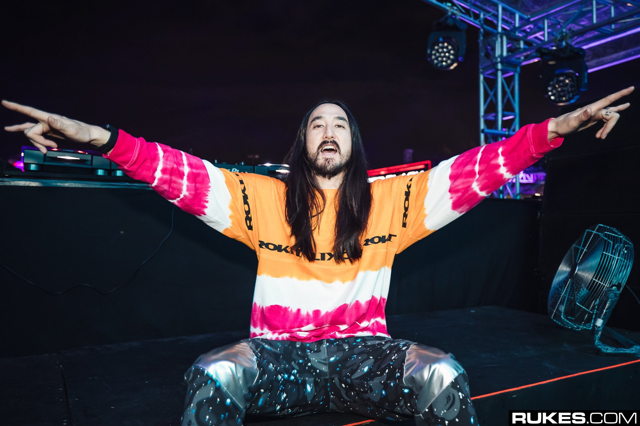 steve aoki