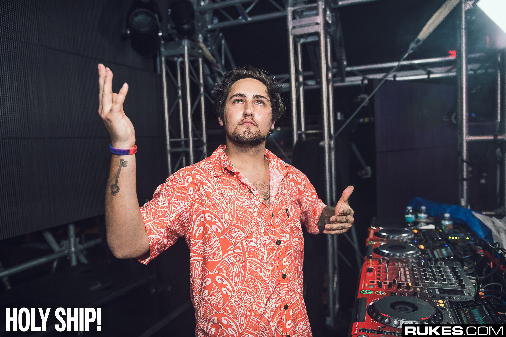 jauz