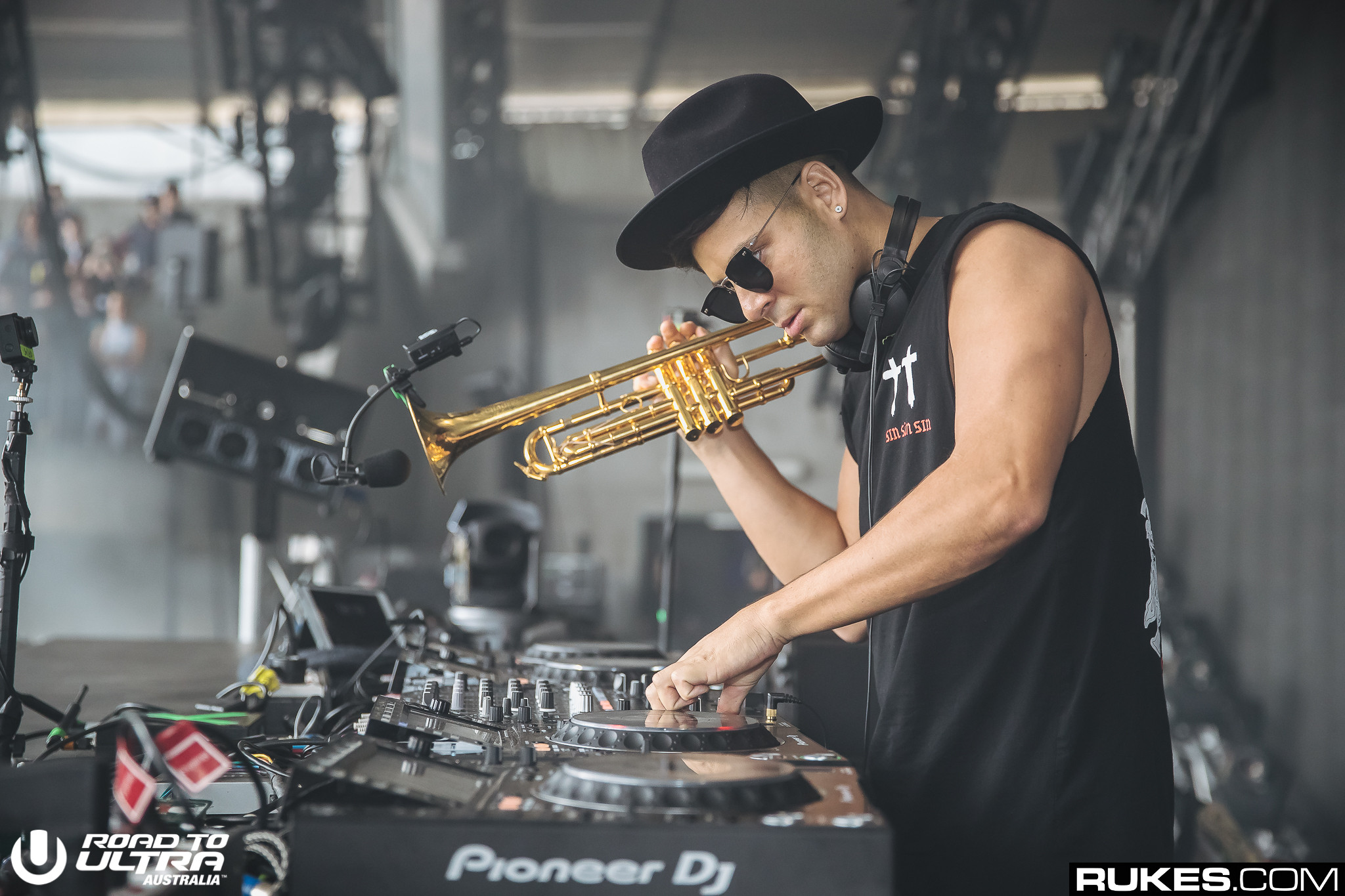 timmy trumpet