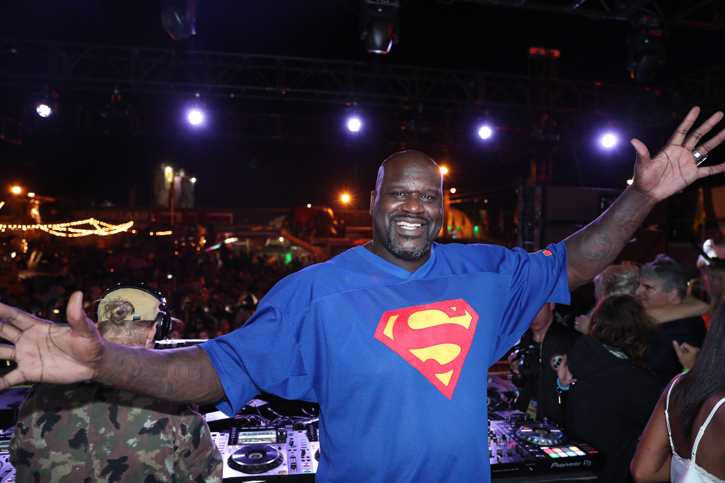 Shaq - DJ Diesel