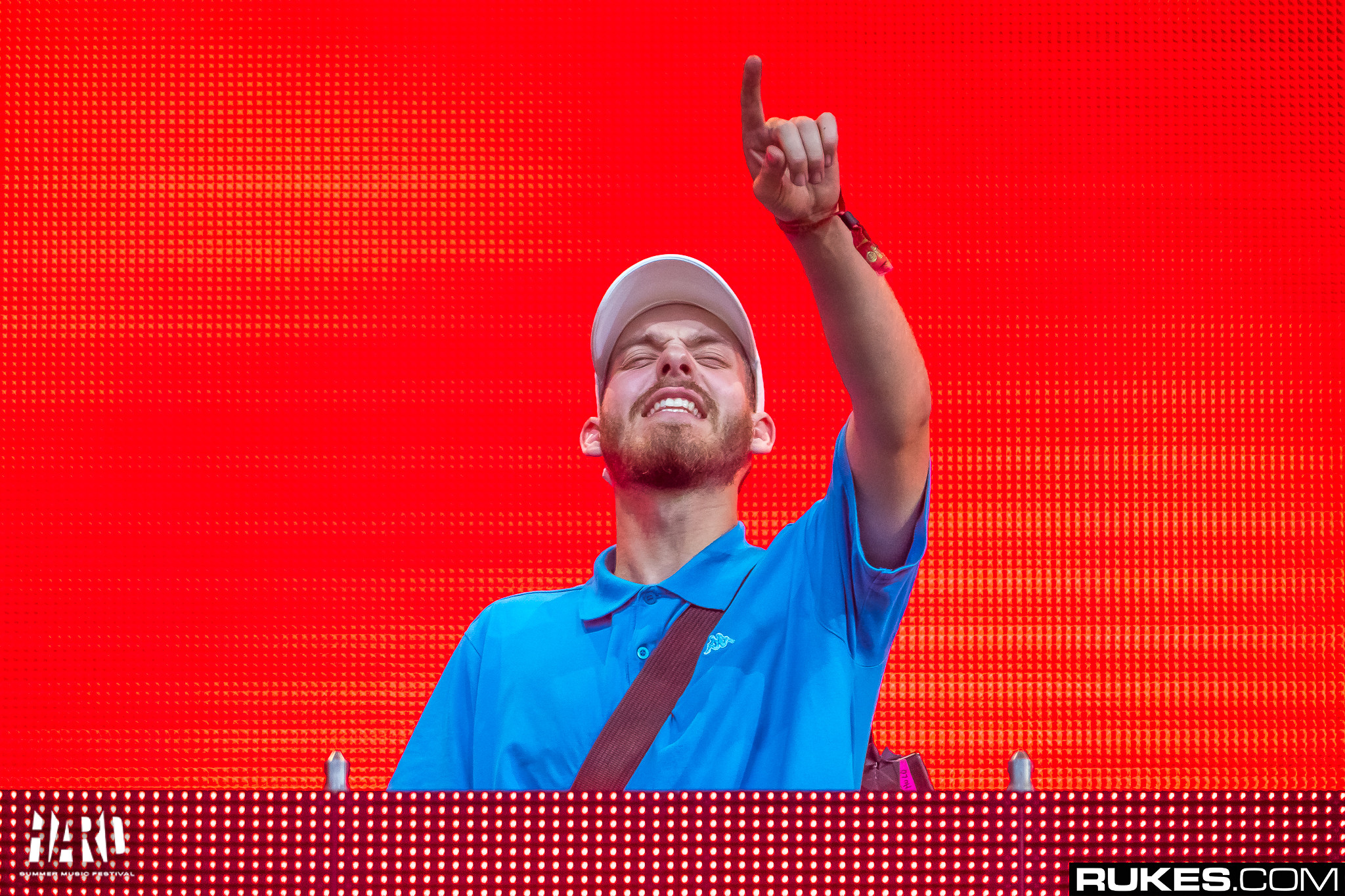 san holo