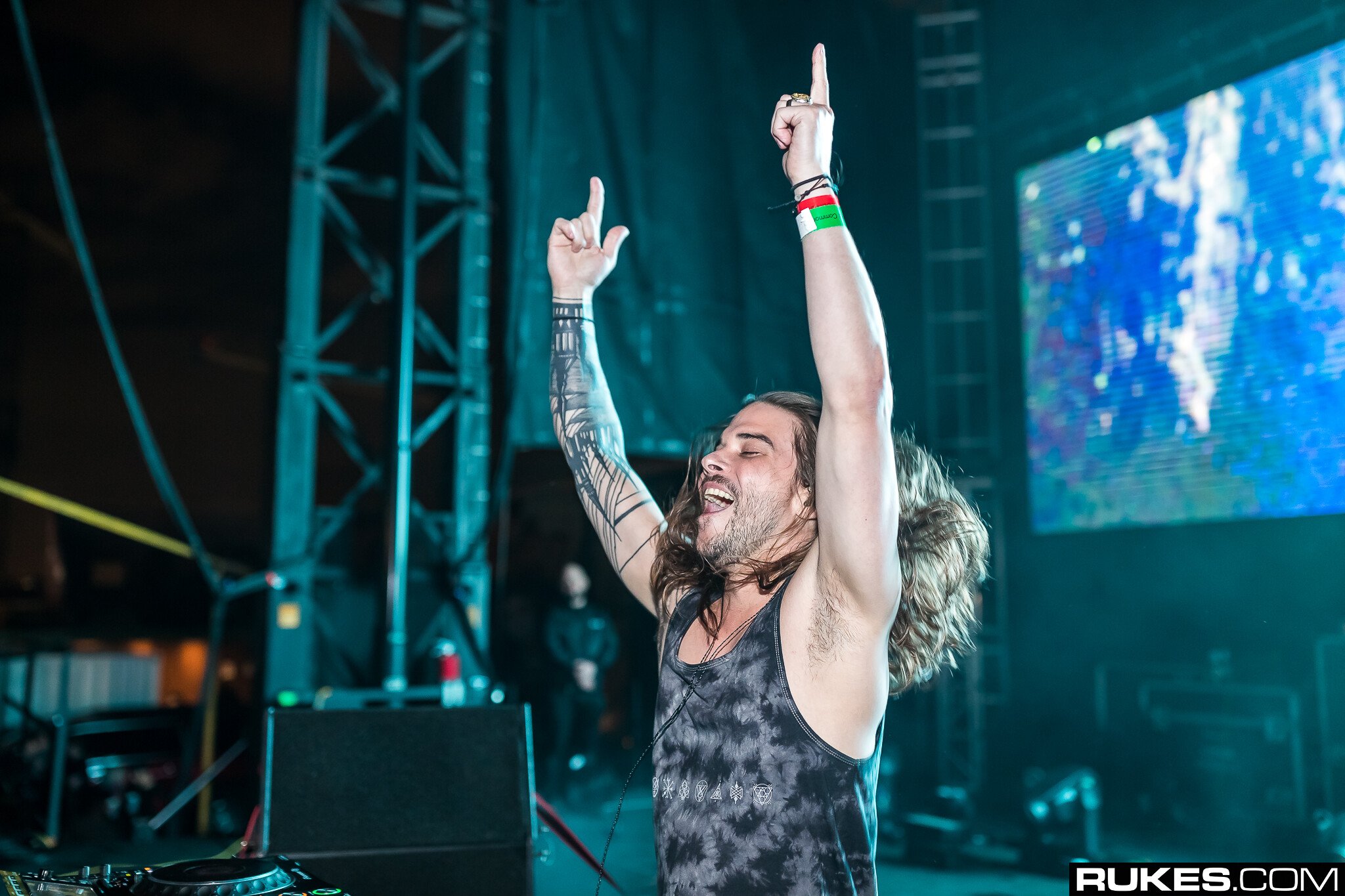 seven lions